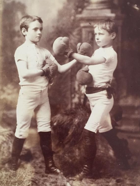 original-boys-boxing-pugilist-gloves_1_e1d9749d7dc51824bdd94fb0dd0ff0c7